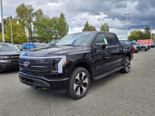 2025 Ford F-150 Lightning Platinum