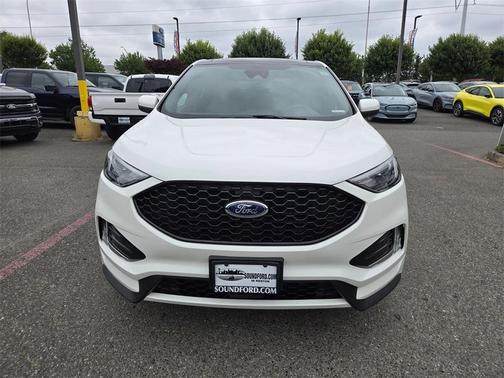 2022 Ford Edge ST Line
