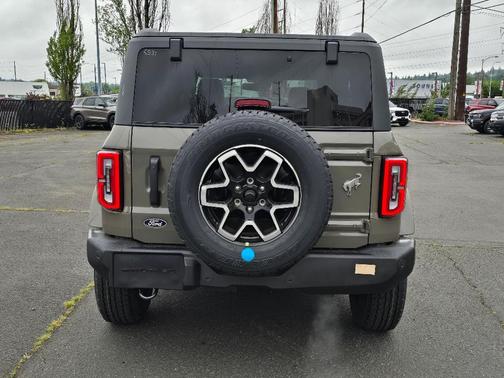Gray 2026 Ford Bronco Outer Banks
