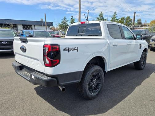Oxford White 2026 Ford Ranger Lariat