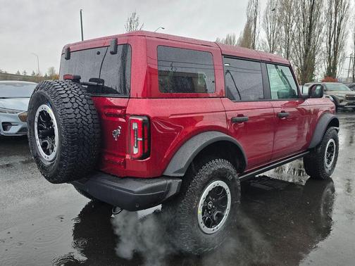 2026 Ford Bronco Badlands
