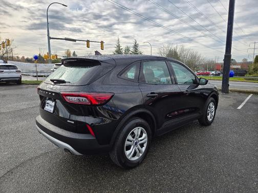 2023 Ford Escape Base