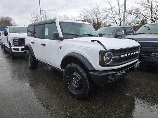 Oxford White 2026 Ford Bronco Big Bend