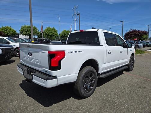 2025 Ford F-150 Lightning Flash