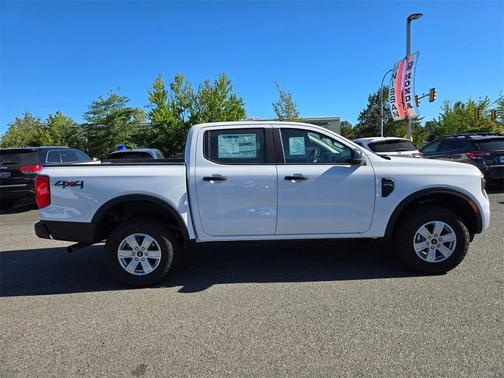 Oxford White 2025 Ford Ranger XL