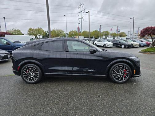 Black 2022 Ford Mustang Mach-E GT