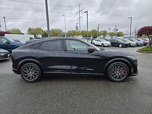 Black 2022 Ford Mustang Mach-E GT
