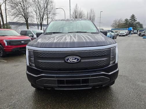 2025 Ford F-150 Lightning Flash