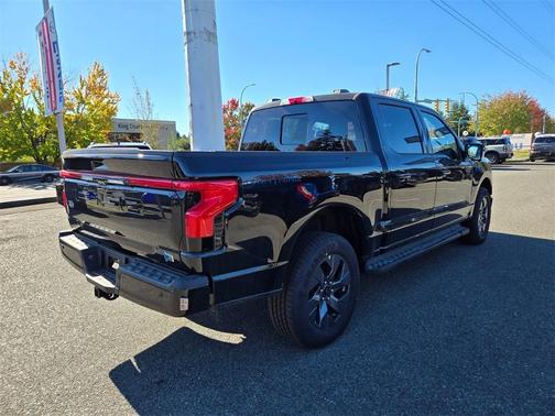 2025 Ford F-150 Lightning LARIAT