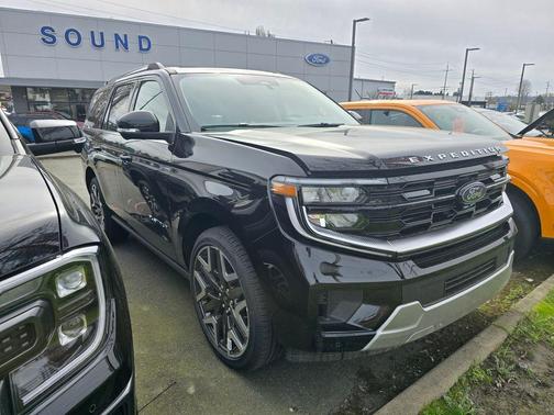 Agate Black Metallic 2026 Ford Expedition Platinum