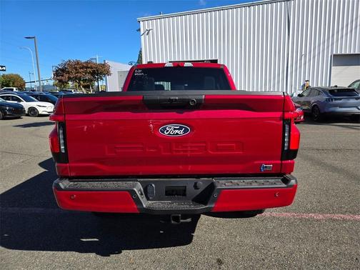 2025 Ford F-150 Lightning Flash