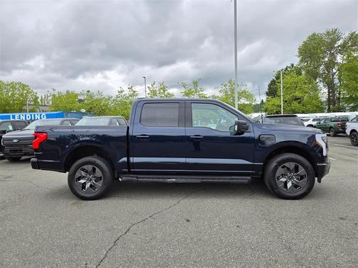 2023 Ford F-150 Lightning XLT