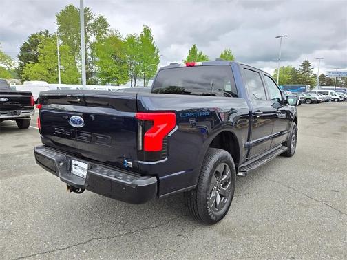 2023 Ford F-150 Lightning XLT