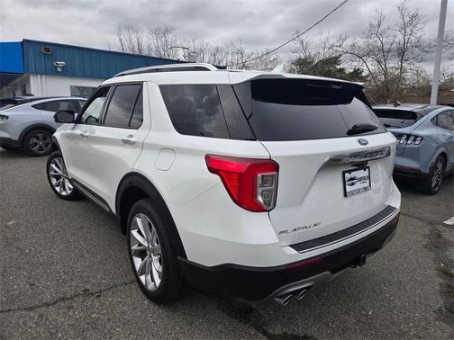 2022 Ford Explorer Platinum