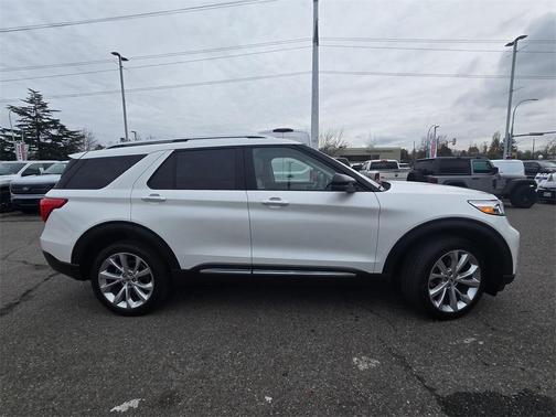 2022 Ford Explorer Platinum