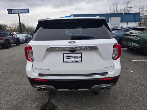 2022 Ford Explorer Platinum