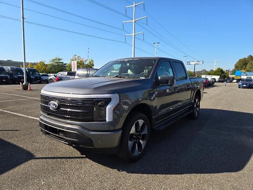 2025 Ford F-150 Lightning Platinum