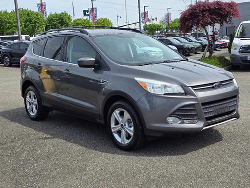 Sterling Gray Metallic 2013 Ford Escape SE