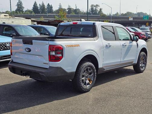 Space White Metallic 2026 Ford Maverick Tremor