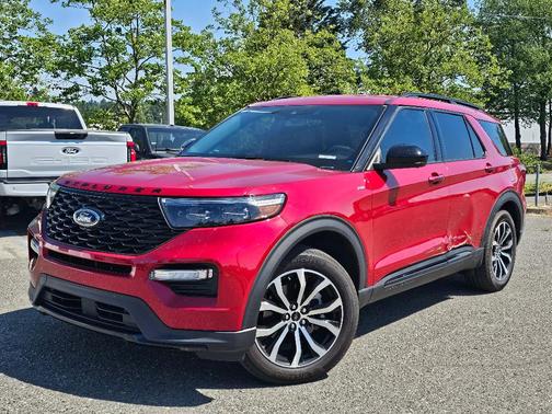 Rapid Red Metallic Tinted Clearcoat 2022 Ford Explorer ST-Line