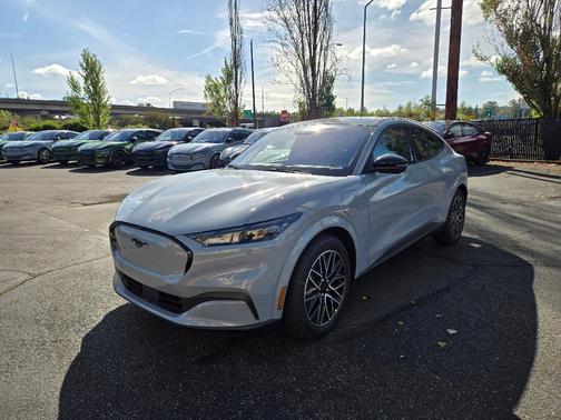 2025 Ford Mustang Mach-E Premium