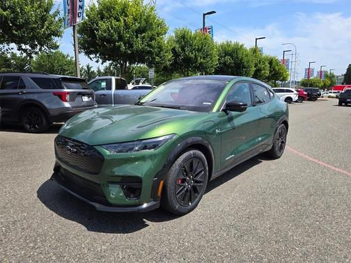 2025 Ford Mustang Mach-E Premium