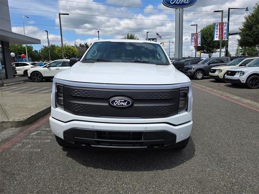 2025 Ford F-150 Lightning Flash