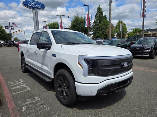2025 Ford F-150 Lightning Flash