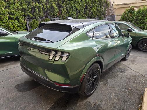 2025 Ford Mustang Mach-E GT
