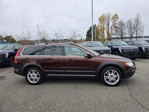 2016 Volvo XC70 T5 Platinum