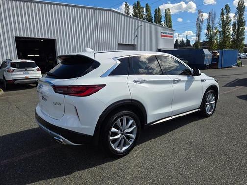 2022 INFINITI QX50 Pure