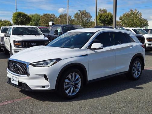 2022 INFINITI QX50 Pure