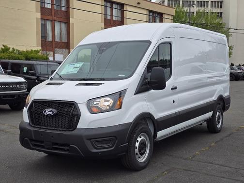 Oxford White 2026 Ford Transit-150 Base