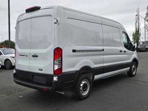 Oxford White 2026 Ford Transit-150 Base