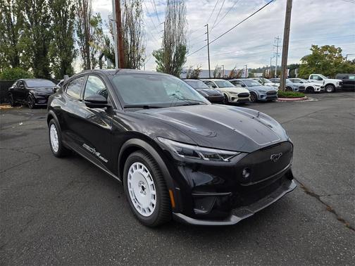 2025 Ford Mustang Mach-E GT
