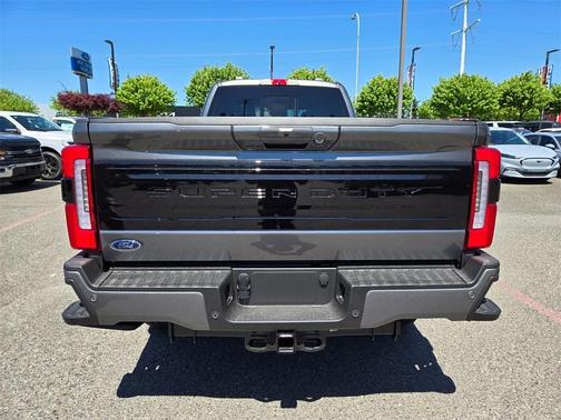 2025 Ford F-350 Platinum