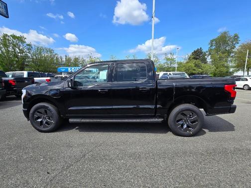 Agate Black Metallic 2025 Ford F-150 Lightning Flash