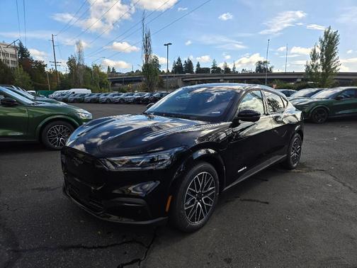 2025 Ford Mustang Mach-E Premium