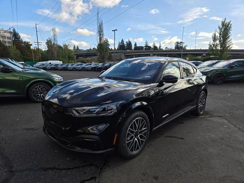2025 Ford Mustang Mach-E Premium