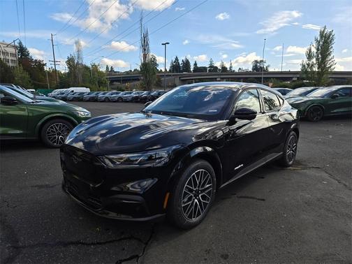 2025 Ford Mustang Mach-E Premium