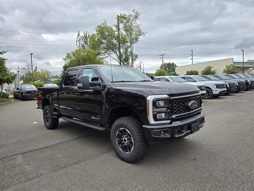 2025 Ford F-350 Lariat Super Duty