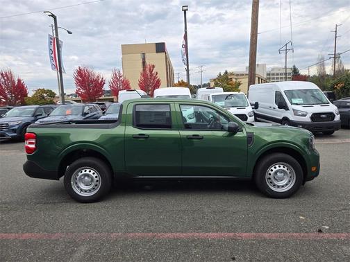 2025 Ford Maverick XL