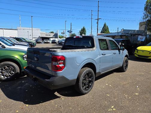 2025 Ford Maverick Lariat