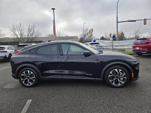 2025 Ford Mustang Mach-E Select