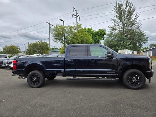 2025 Ford F-350 Lariat Super Duty