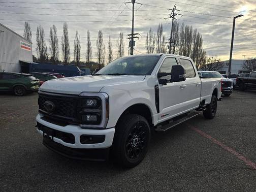2025 Ford F-350 Lariat Super Duty