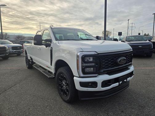 2025 Ford F-350 Lariat Super Duty