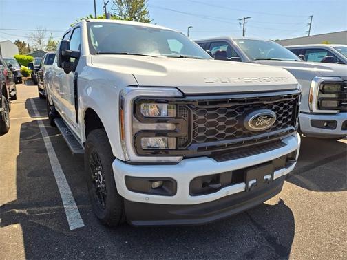 2025 Ford F-350 Lariat Super Duty