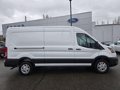 2025 Ford Transit-250 148 WB Medium Roof Cargo