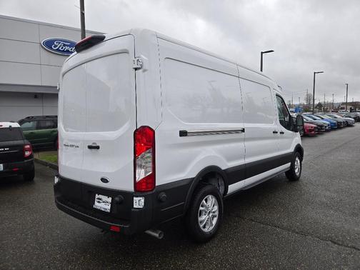 2025 Ford Transit-250 148 WB Medium Roof Cargo